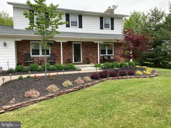 1501 Keystone Dr, Hatfield, PA 19440