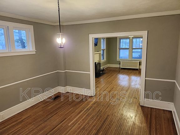 4th image of 21 Port Republic Rd