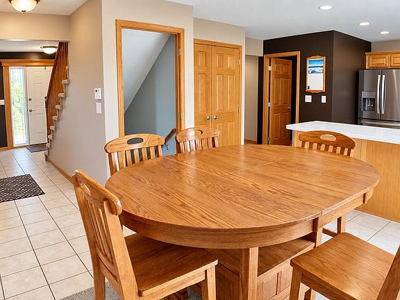 5th image of 5909 NW 96th Ct