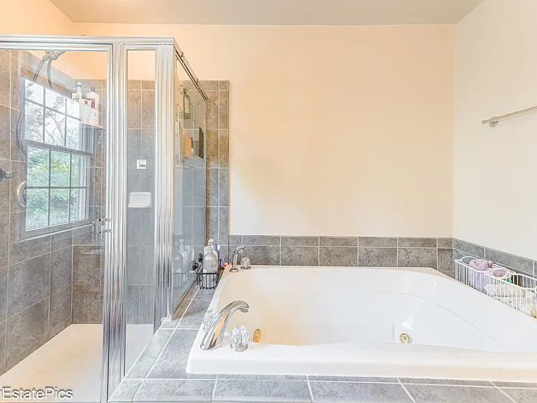 26168 Fieldstone Dr #100 — Photo 35