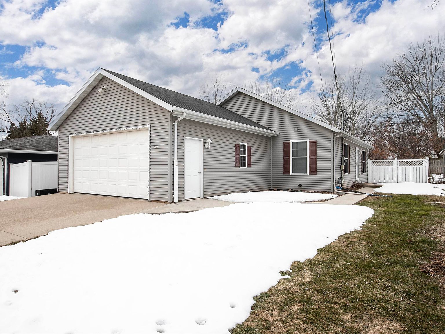 321 Buchanan St, Little Chute, WI 54140 Zillow