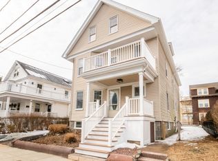 123 Selwyn St #1, Roslindale, MA 02131