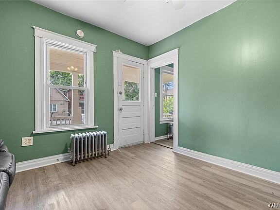 4th image of 445 18th St