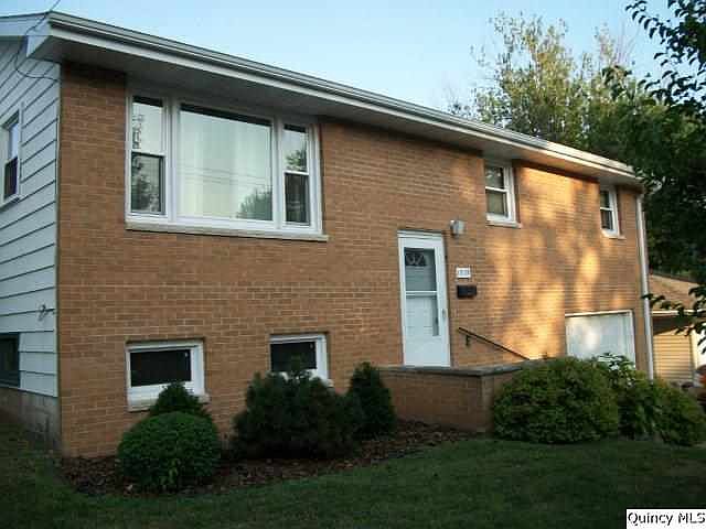 Home for Sale in Quincy, IL $102,900