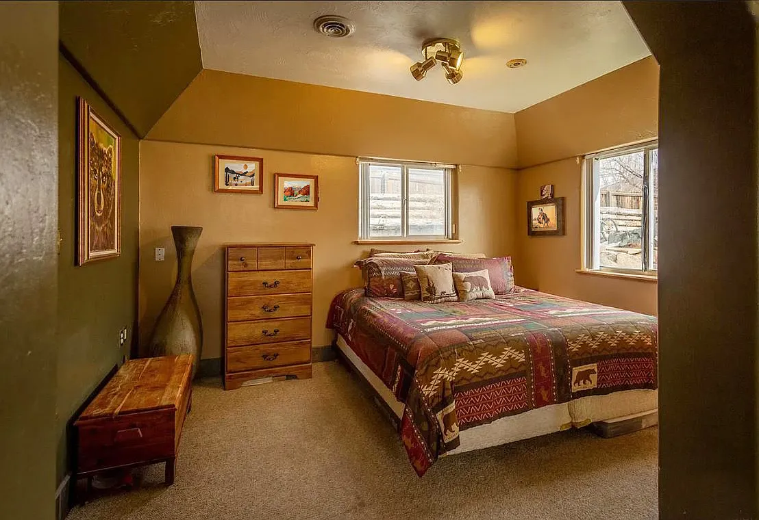 3 bed, 1.5 bath, 1600 sqft, $2,250 — Photo 4