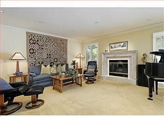 2nd image of 3 Biltmore Ln