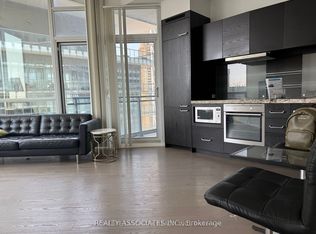 45 Charles St E #5202, Toronto, ON M4Y 0B8