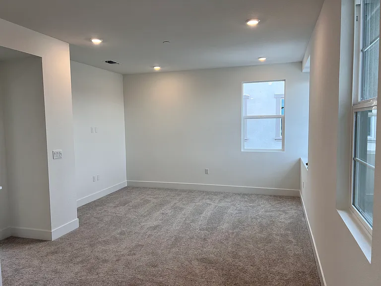 2nd Floor Loft to Bedrooms