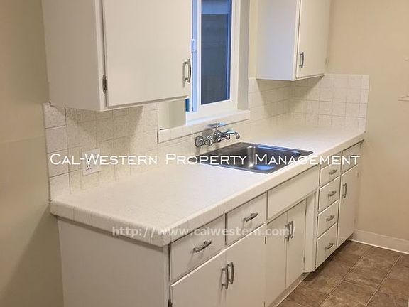 4th image of 2511 Skylark Dr APT 1