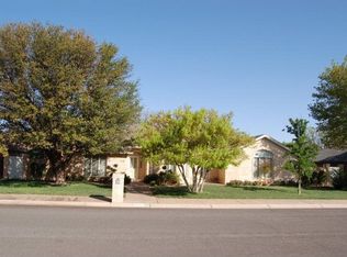 13 Whisperwood Cir, Lubbock, TX 79416