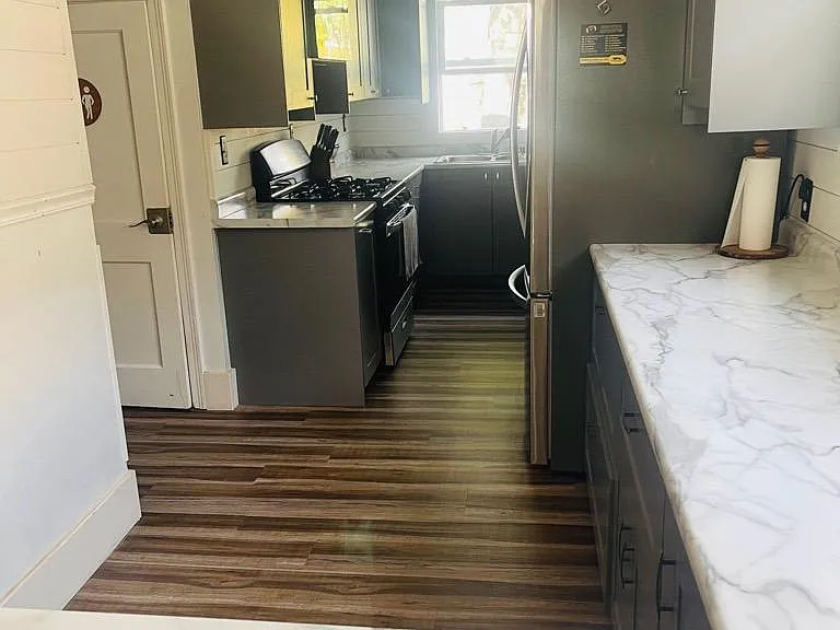 503 Forest Dr SE — Photo 11