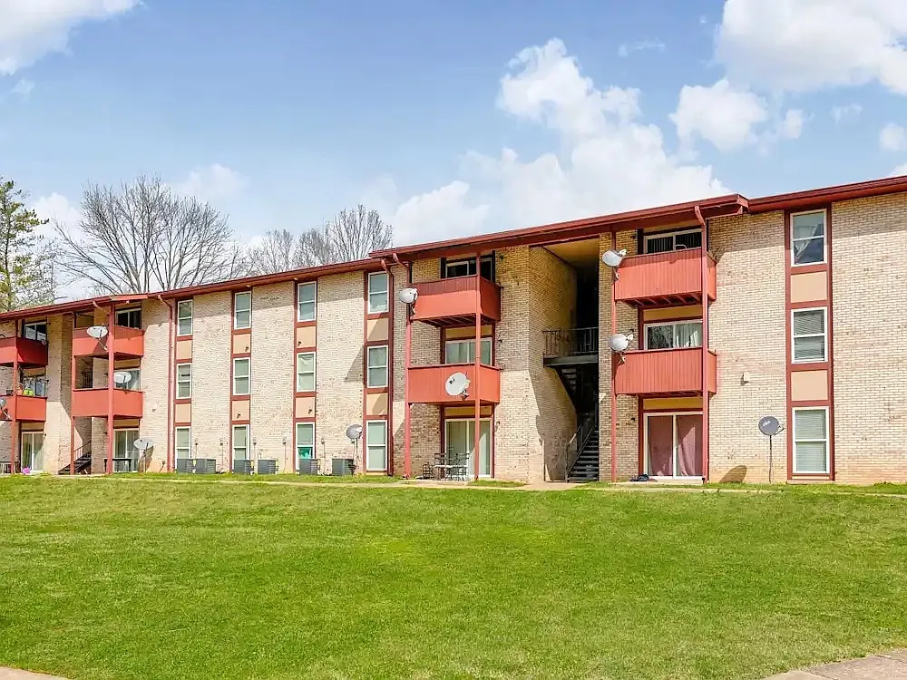 Building Photo - Foxcroft Apartments