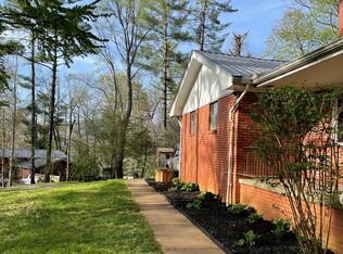 136 Griffin Dr, Robbinsville, NC 28771