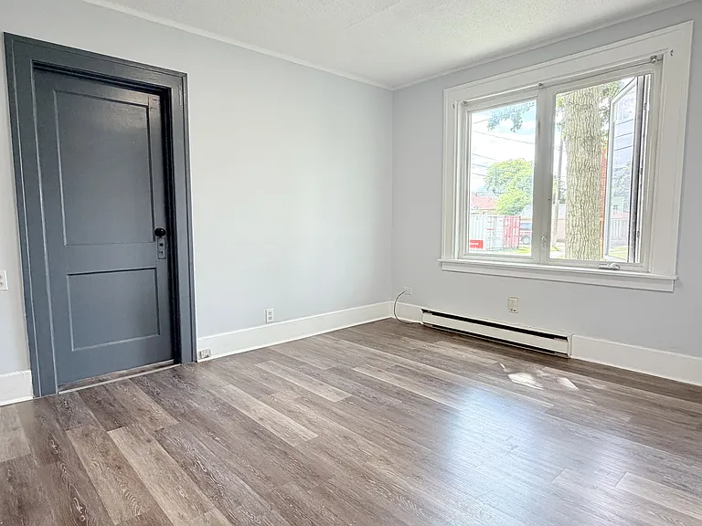 1238 Richmond St #2 — Photo 2