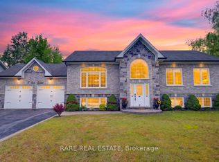 4 Fatima Ct, Wasaga Beach, ON L9Z1K9