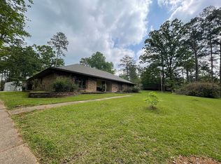 995 Stones Way Dr, Pineville, LA 71360