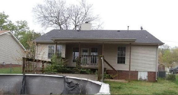 3rd image of 104 Shady Maple Dr