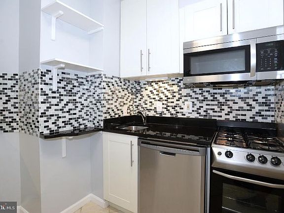 4th image of 4242 E West Hwy APT 404