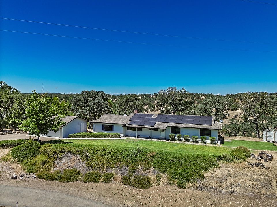 1st image of 22370 Lariat Ln