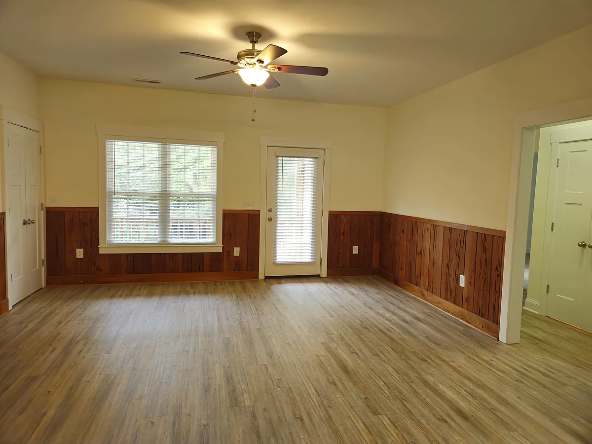 Building Photo - 112 Minnow Dr #B