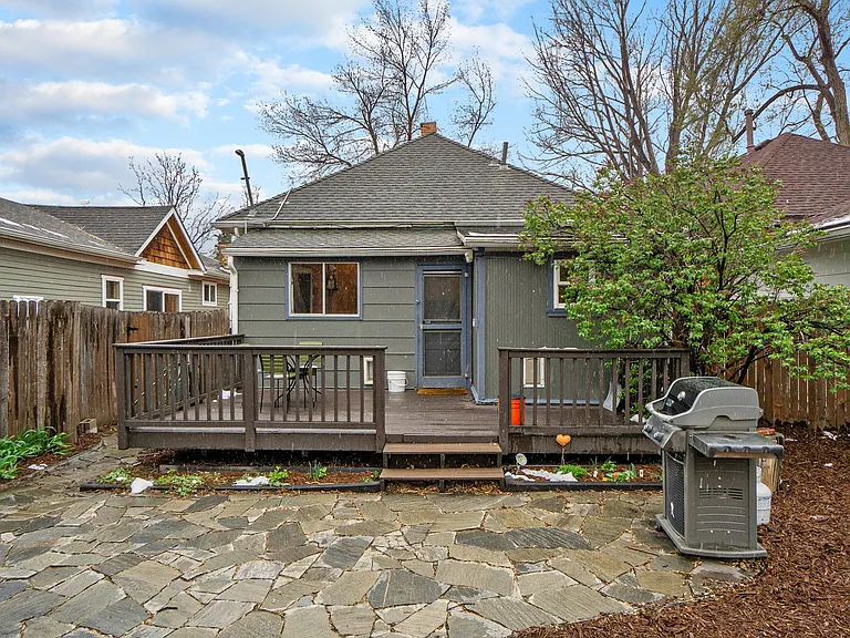 822 Laporte Ave — Photo 11
