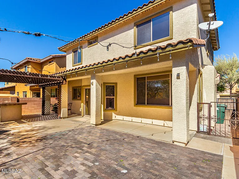 1599 W Homecoming Way — Photo 7