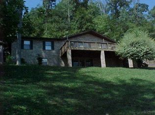 140 Wealdwood Dr, Clinton, TN 37716