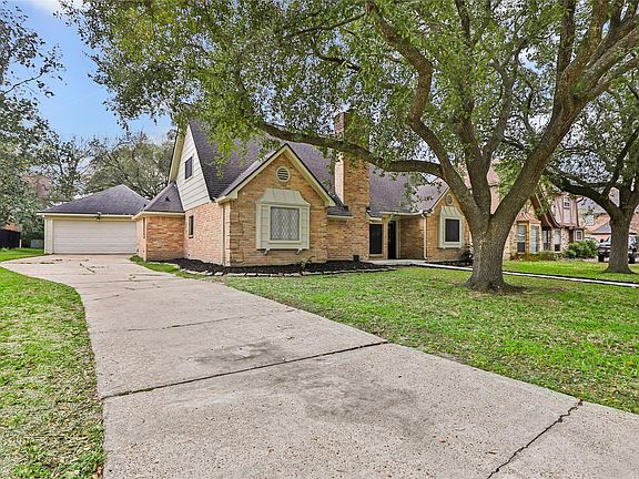 3rd image of 20339 Acapulco Cove Dr