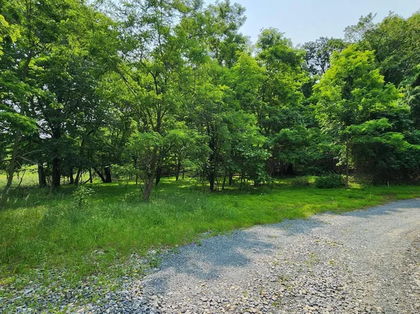 14547 Edgemont Rd, Smithsburg, MD 21783