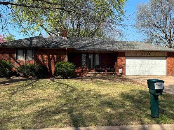 1903 N Evergreen Ln, Wichita, KS 67212