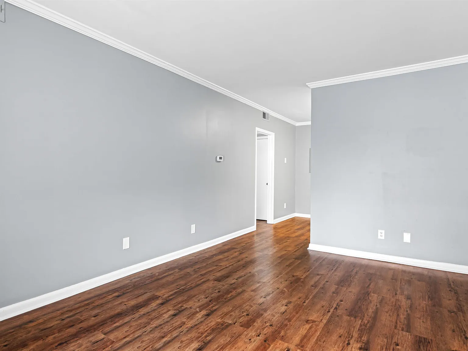 1 bed, 1.0 bath, $1,200 — Photo 2