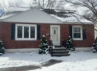 1762 Eggert Rd, Amherst, NY 14226