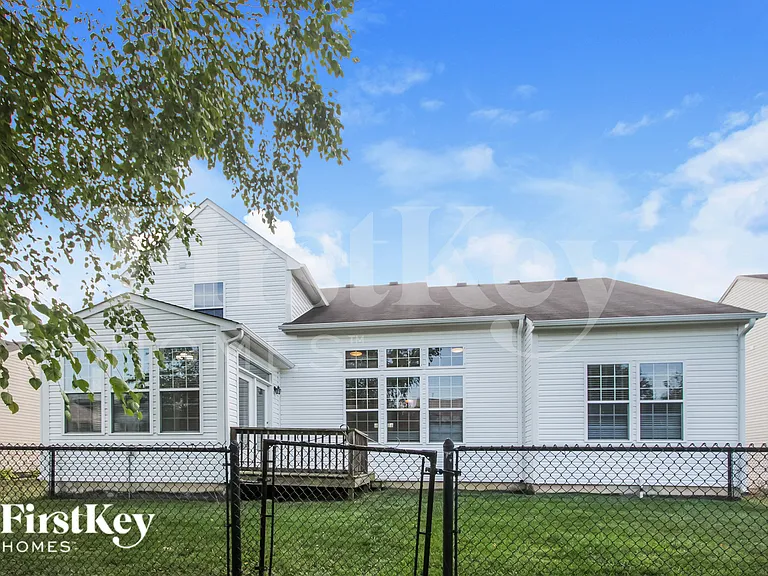 1526 Old Thicket Ct — Photo 18