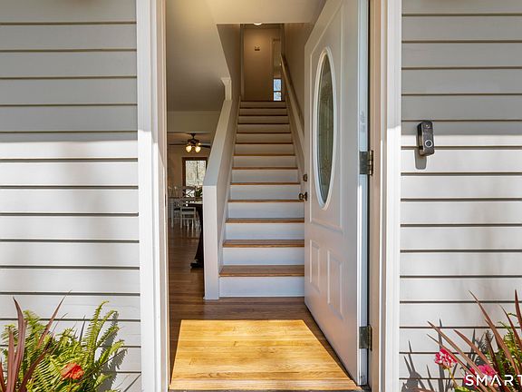 2nd image of 18 Edith Lane