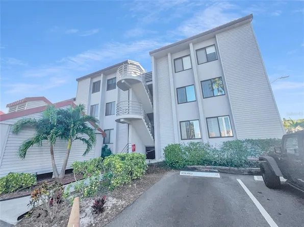 557 Pinellas Bayway S APT 111, Tierra Verde, FL 33715