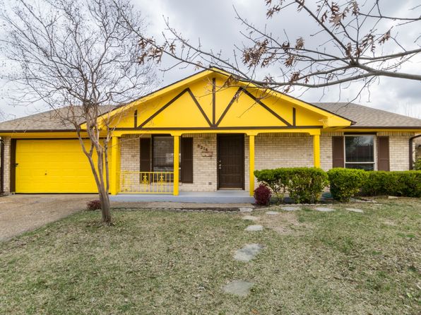 5214 Springlake Dr