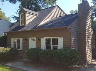 202 Cape Cod Dr, Cary, NC 27511