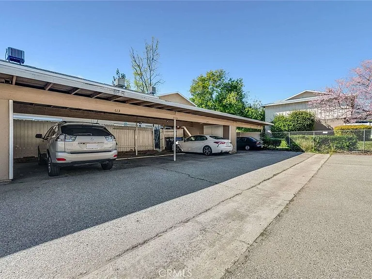 623 E Matchwood Pl — Photo 26