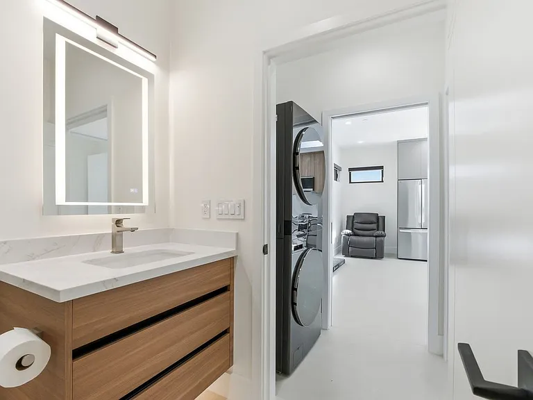 10081 S Tantau Ave #B — Photo 12