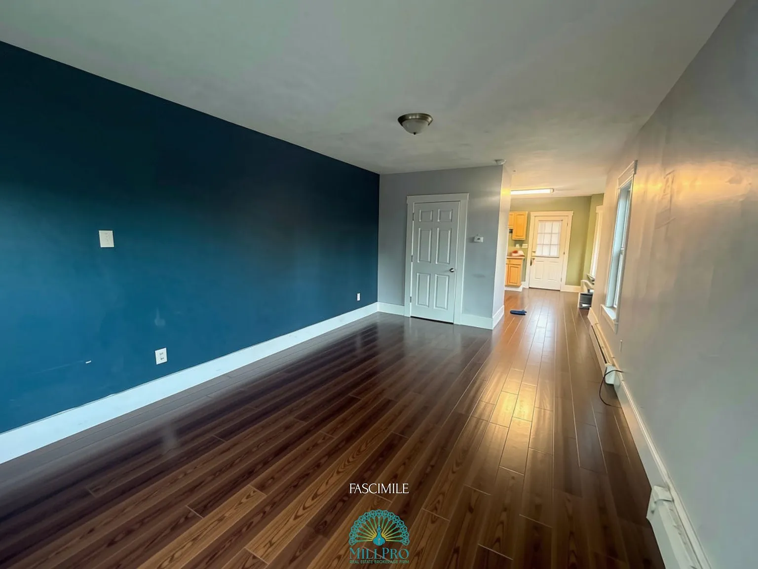 2 bed, 2.0 bath, 1200 sqft, $1,600 — Photo 2