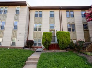 917 Branch Dr, Herndon, VA 20170