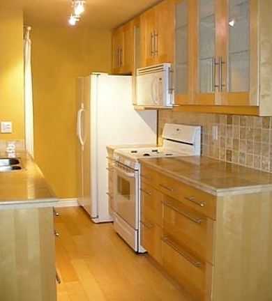 5th image of 3703 Park Dr APT 2
