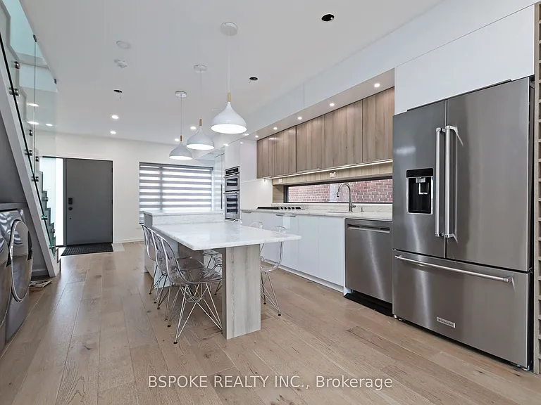 707 Mortimer Ave — Photo 11