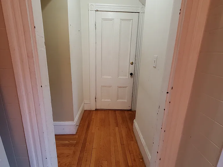 100 Porter St #1 — Photo 6