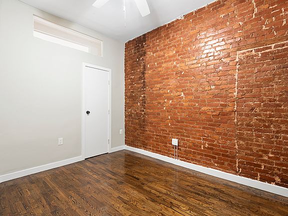 5th image of 547 Throop Ave #4L