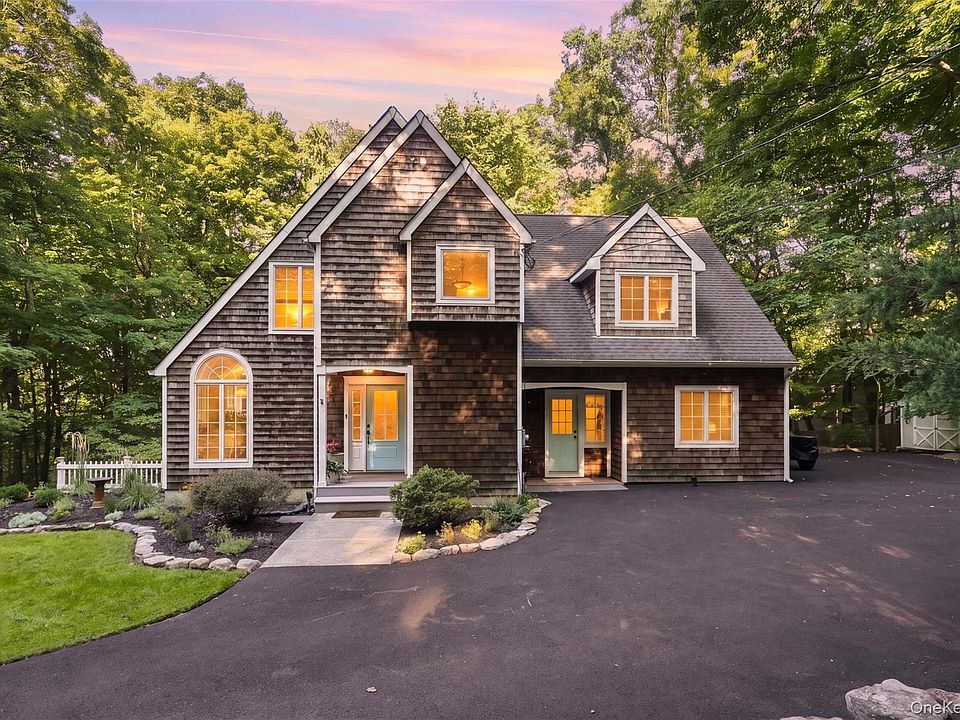 1st image of 45 Chardavoyne Road