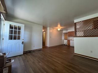 210 N 4th St #B, Hampton, VA 23664