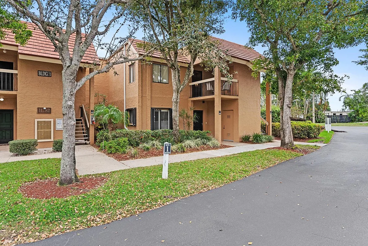 Photo 2 of 27 - 11282 Green Lake Dr #204 - Boynton Beach, FL Building Photo - 11282 Green Lake Dr #204