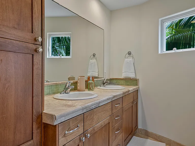 217 Hillcrest Dr #1 — Photo 12