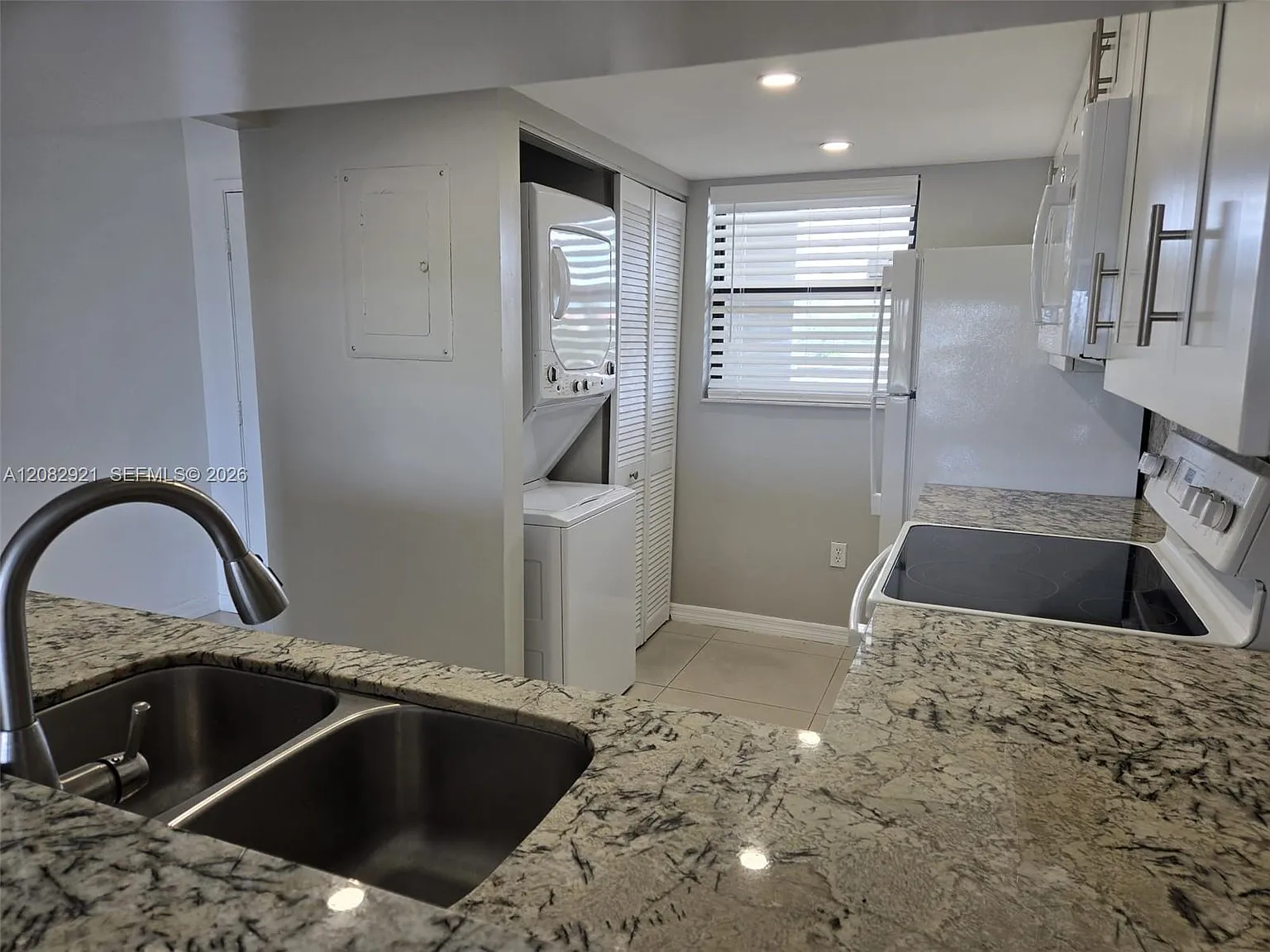 Indian Lk Village Phase I — Photo 4